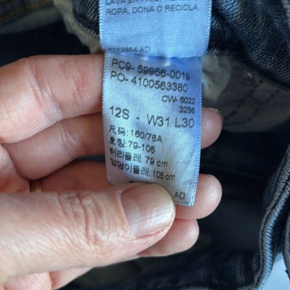 LEVI STRAUSS MID-RISE STRAIGHT LEG BLUE JEANS SIZE 12 - Picture 7 of 7